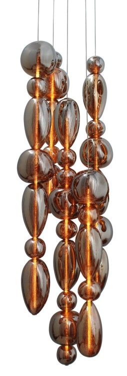 Riviera Light CHAVANA – kolekcja lamp wiszących ze szkła i metalu do salonu