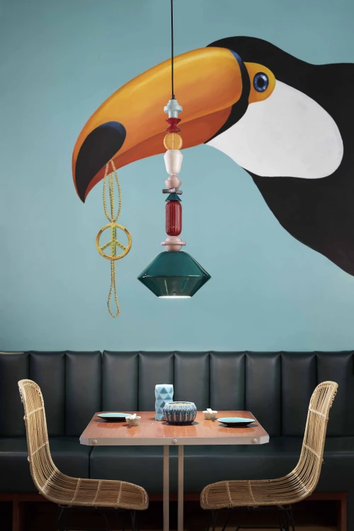 lampa wisząca art deco nad stołem elegancka jadalnia styl klasyczny